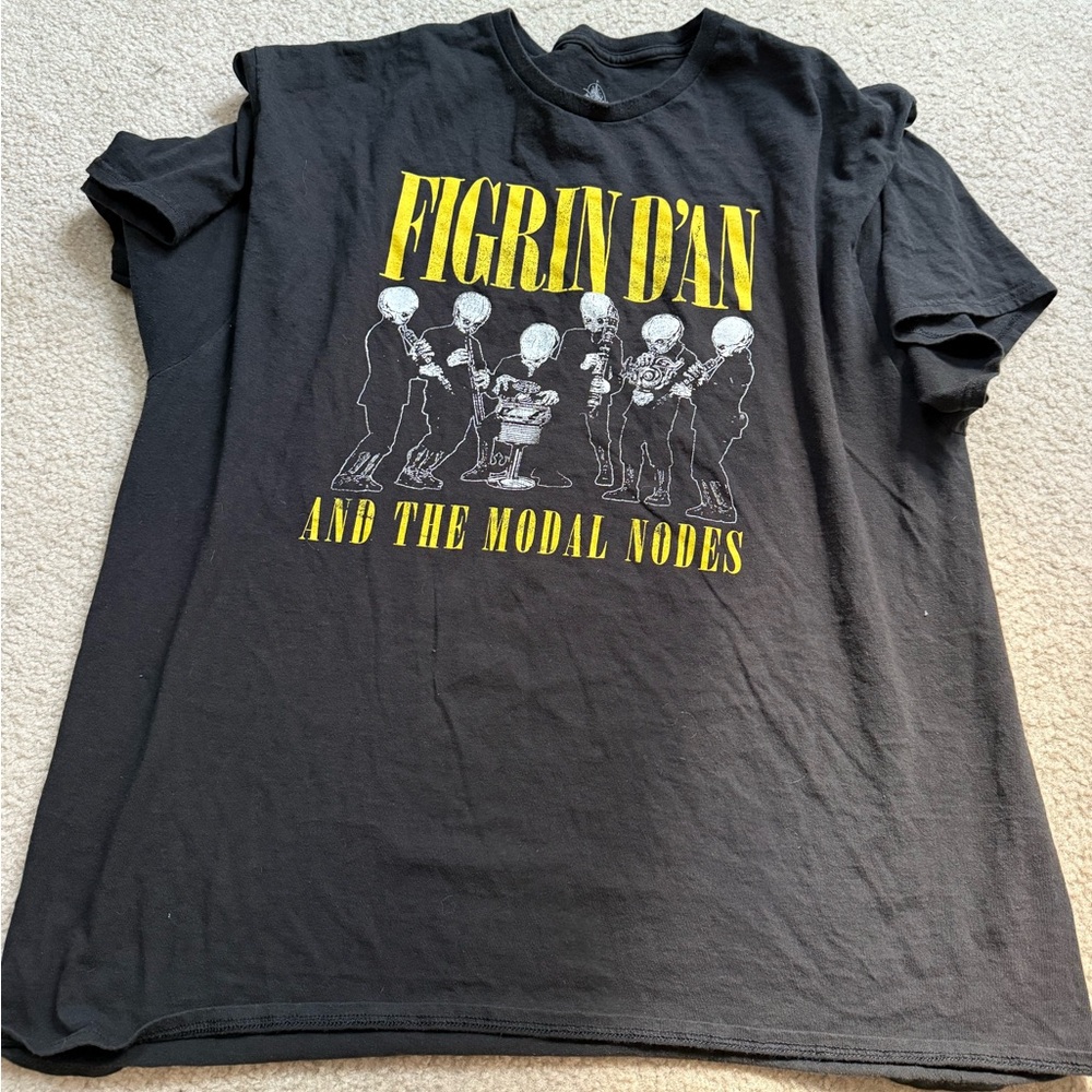 Disney Star Wars Figrin D’an and the modal nodes Black Tee with Yellow XXL